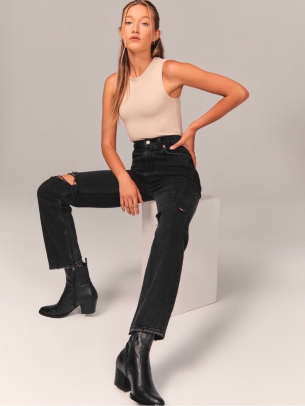 Abercrombie 90’s straight ultra high rise jeans